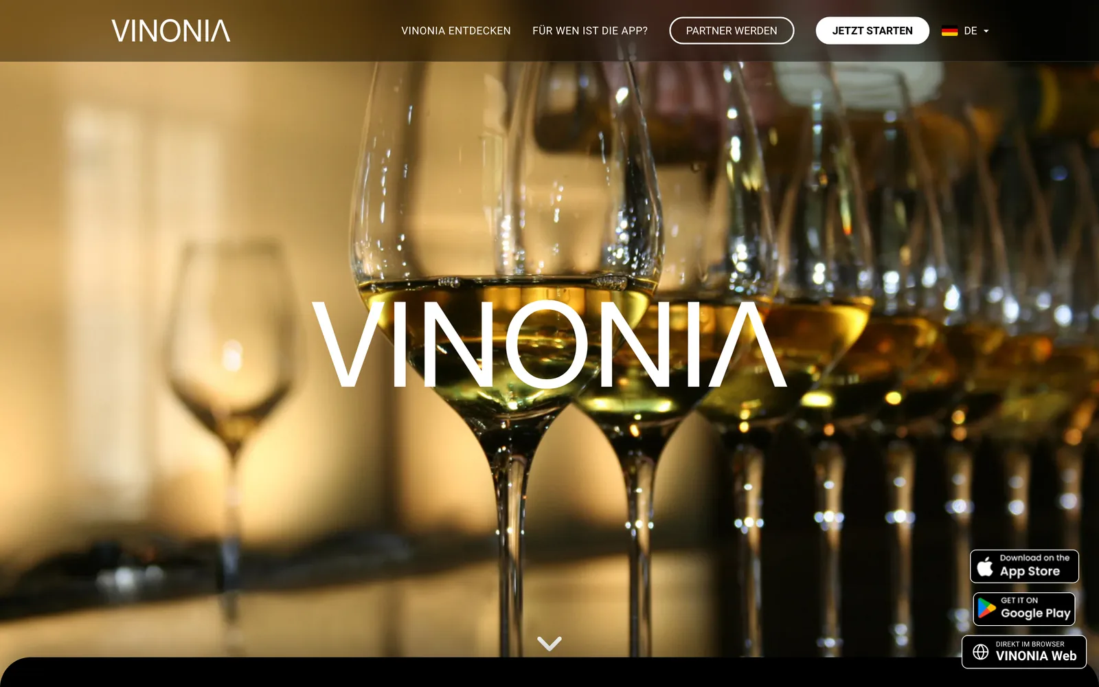 Startseite der VINONIA-Website mit Downloads für App Store, Google Play und Web